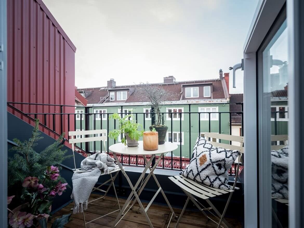 A Small Scandinavian Attic Loft with Exposed Beams 9 ASmallScandinavianAtticLoftwithExposedBeams TheNordroom8 A Small Scandinavian Attic Loft with Exposed Beams