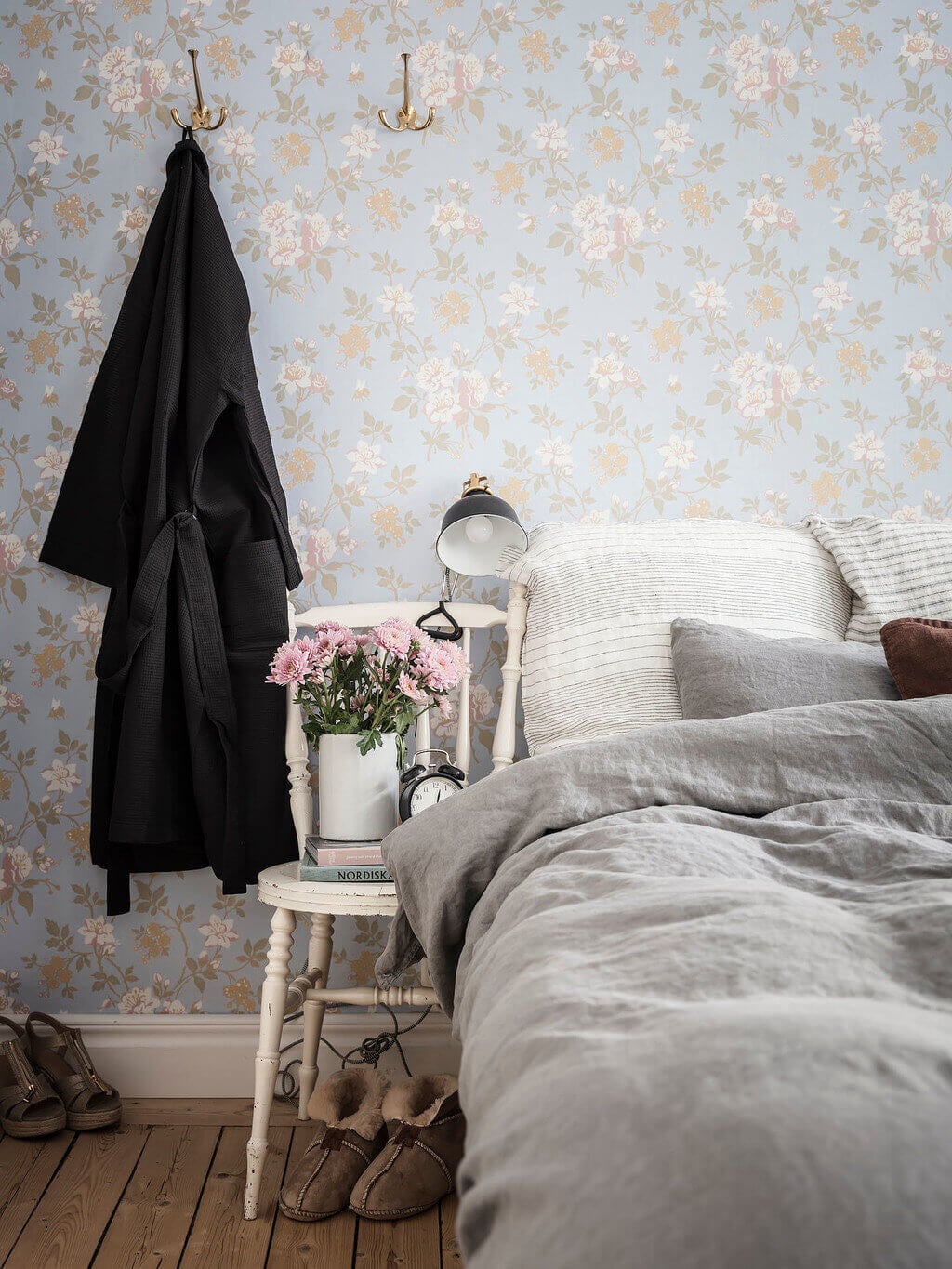 A Charming One-Bedroom Apartment in Sweden 17 charming one bedroom apartment sweden nordroom16 A Charming One-Bedroom Apartment in Sweden