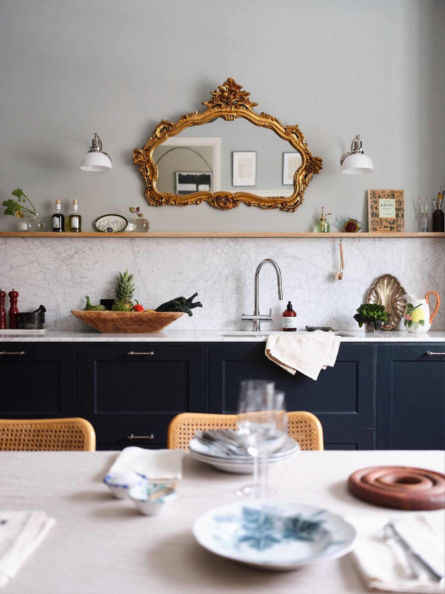 Colorful Touches In A Beautiful Stockholm Apartment 6 colorful touches scandinavian apartment nordroom5 Colorful Touches In A Beautiful Stockholm Apartment