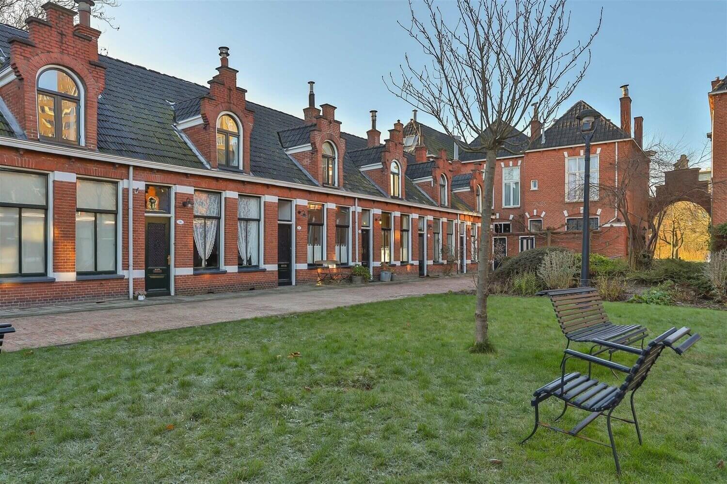 A Cozy Courtyard House Packed With Historic Charm 18 cozy courtyard house historic charm netherlands nordroom17 A Cozy Courtyard House Packed With Historic Charm