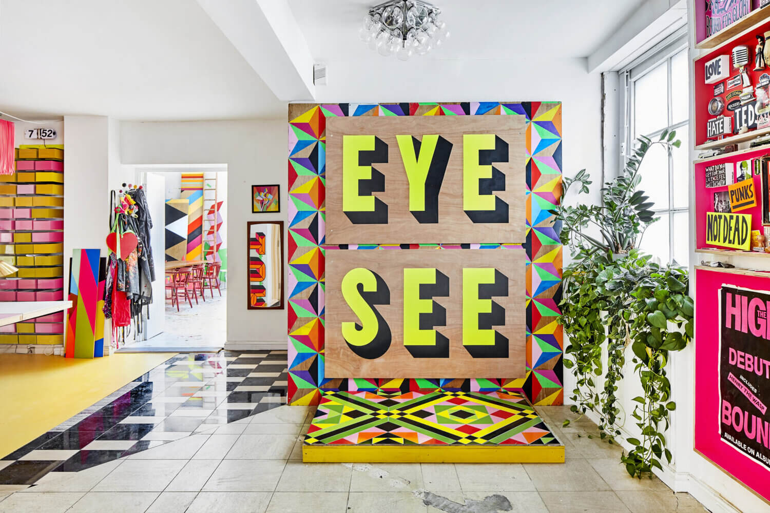 The Funky Colorful London Home of Artist Morag Myerscough 18 funky colorful london home artist morag myerscough nordroom18 The Funky Colorful London Home of Artist Morag Myerscough