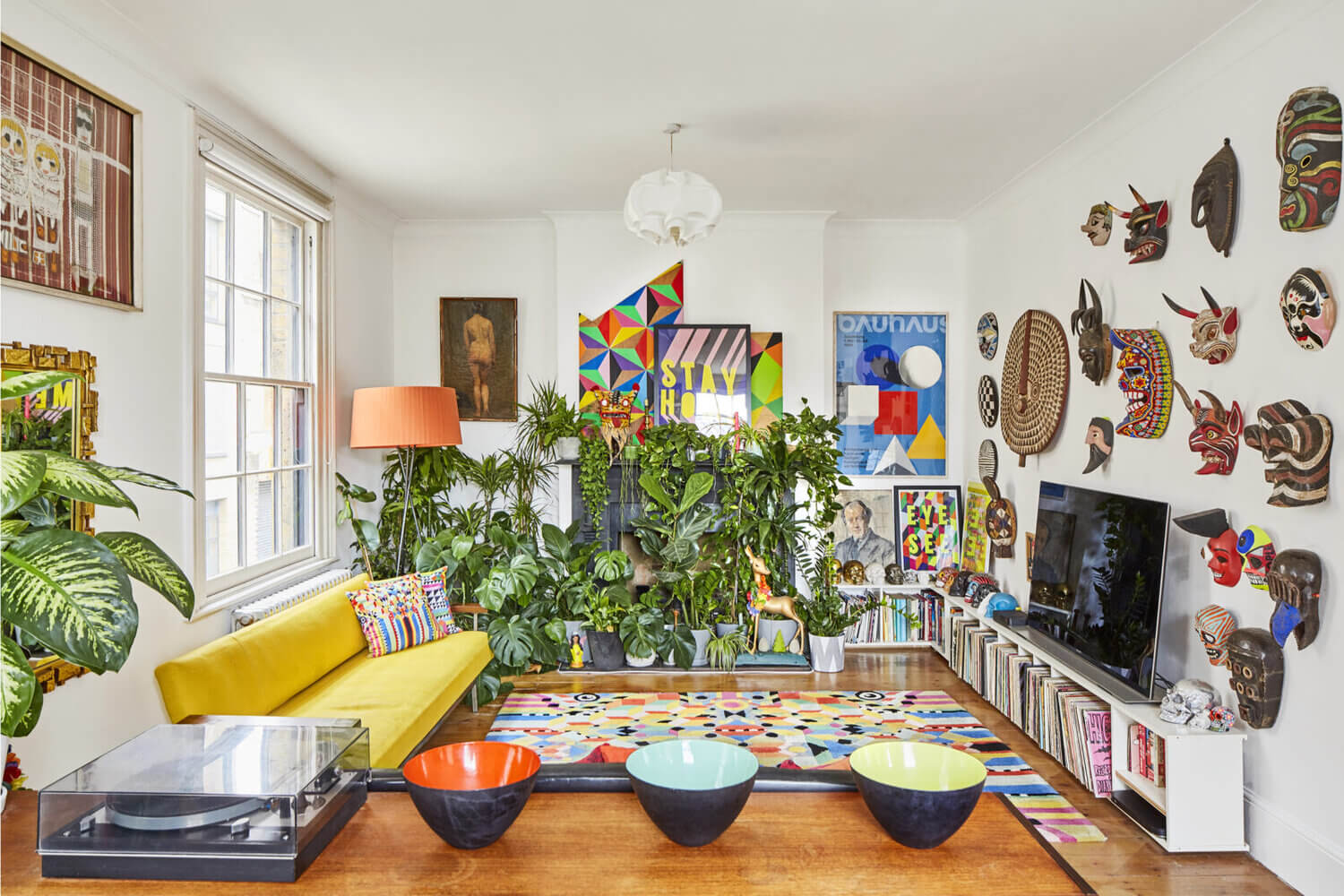 The Funky Colorful London Home of Artist Morag Myerscough 5 funky colorful london home artist morag myerscough nordroom5 The Funky Colorful London Home of Artist Morag Myerscough