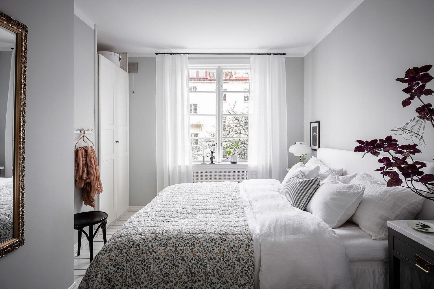 A Stylish White and Grey Scandinavian Apartment 15 white grey scandinavian apartment nordroom15 A Stylish White and Grey Scandinavian Apartment