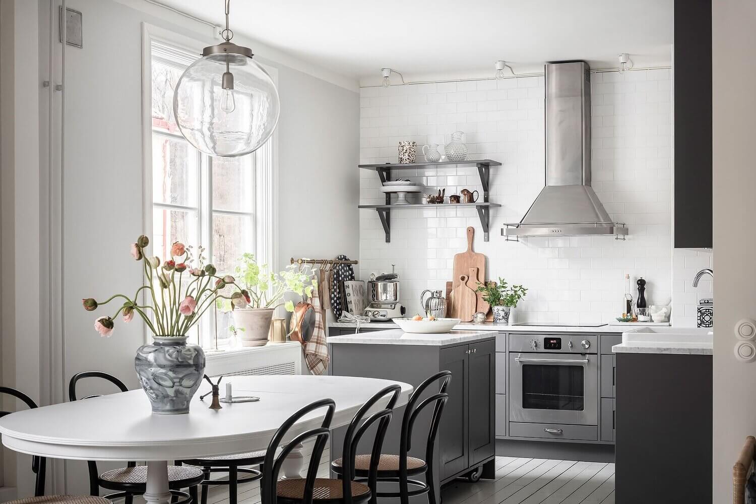 A Stylish White and Grey Scandinavian Apartment 3 white grey scandinavian apartment nordroom3 A Stylish White and Grey Scandinavian Apartment
