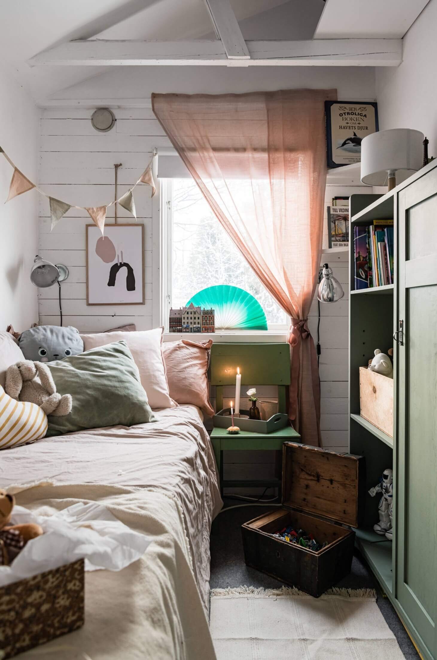 A Charming Small Vacation Home With A Lovely Garden 21 ACharmingSmallVacationHomeWithALovelyGarden TheNordroom16 A Charming Small Vacation Home With A Lovely Garden
