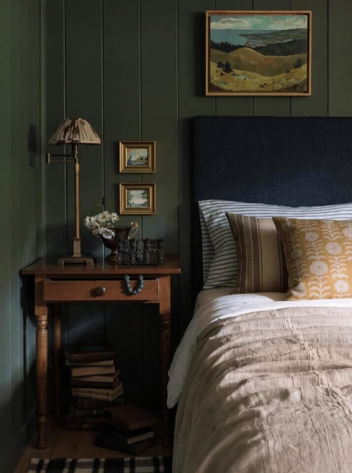 Dutch Boy Color of the Year 2024: Ironside 27 AMoodyCabinandSnugDesignedbyHeidiCaillier TheNordroom20 Dutch Boy Color of the Year 2024: Ironside
