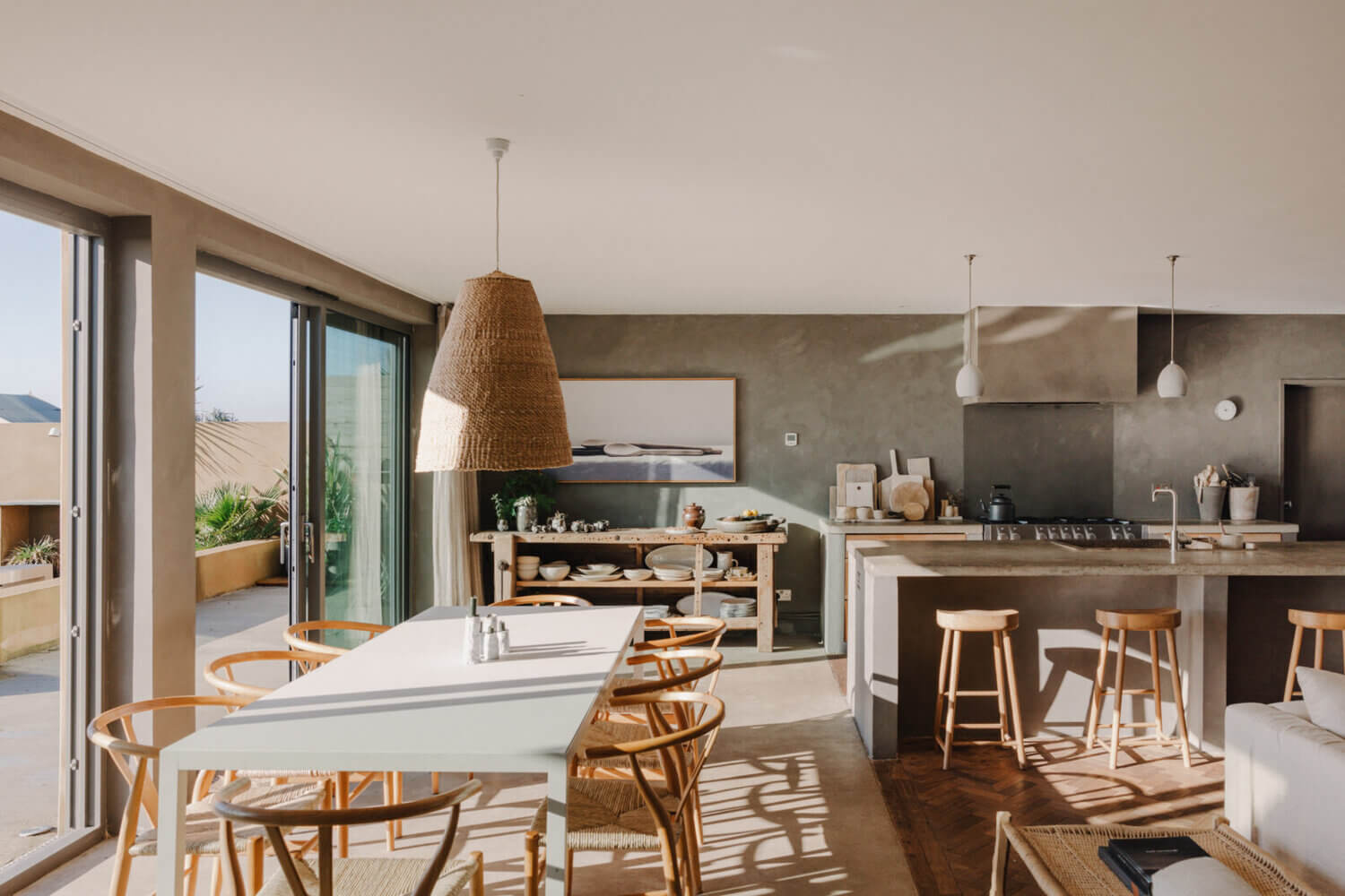 A Natural Beachfront House in England 1 ANaturalBeachfrontHouseinEngland TheNordroom1 1 A Natural Beachfront House in England