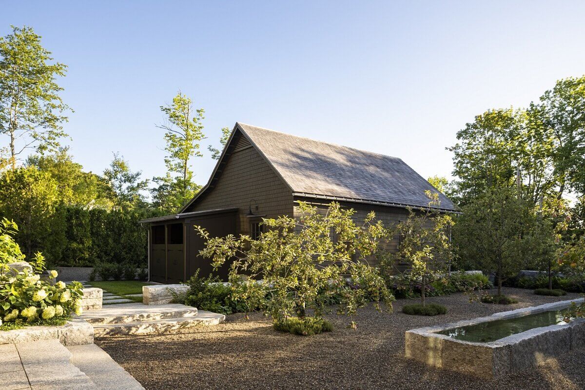 A Barn House On The Coast Of Maine by Gil Schafer 22 barn house maine gil schafer nordroom22 A Barn House On The Coast Of Maine by Gil Schafer