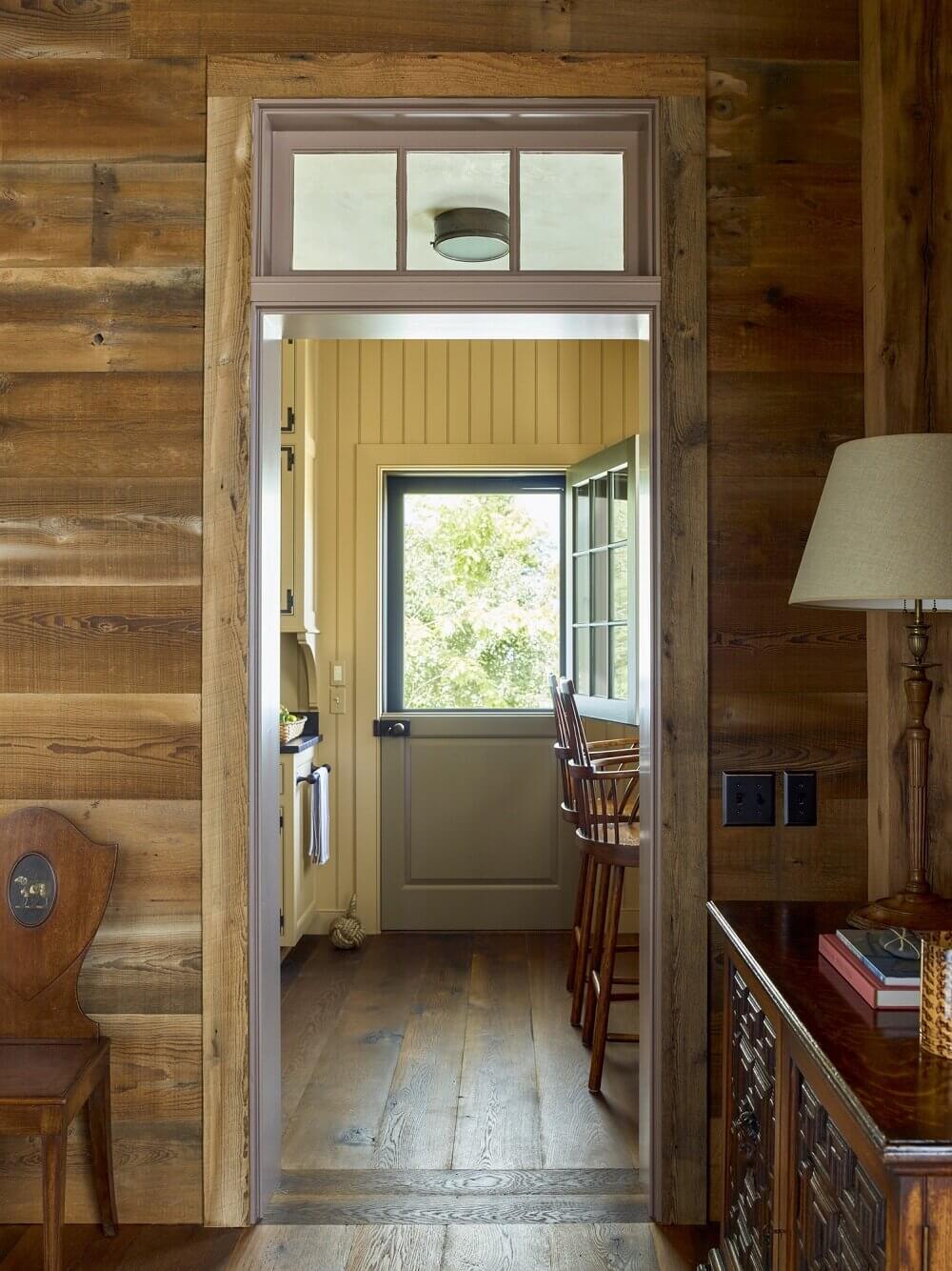A Barn House On The Coast Of Maine by Gil Schafer 8 barn house maine gil schafer nordroom8 A Barn House On The Coast Of Maine by Gil Schafer