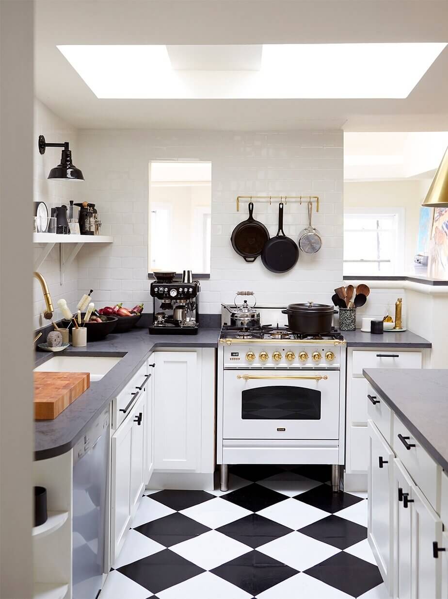 A Creative and Colorful Home in New York City 6 creative colorful home new york nordroom5 A Creative and Colorful Home in New York City