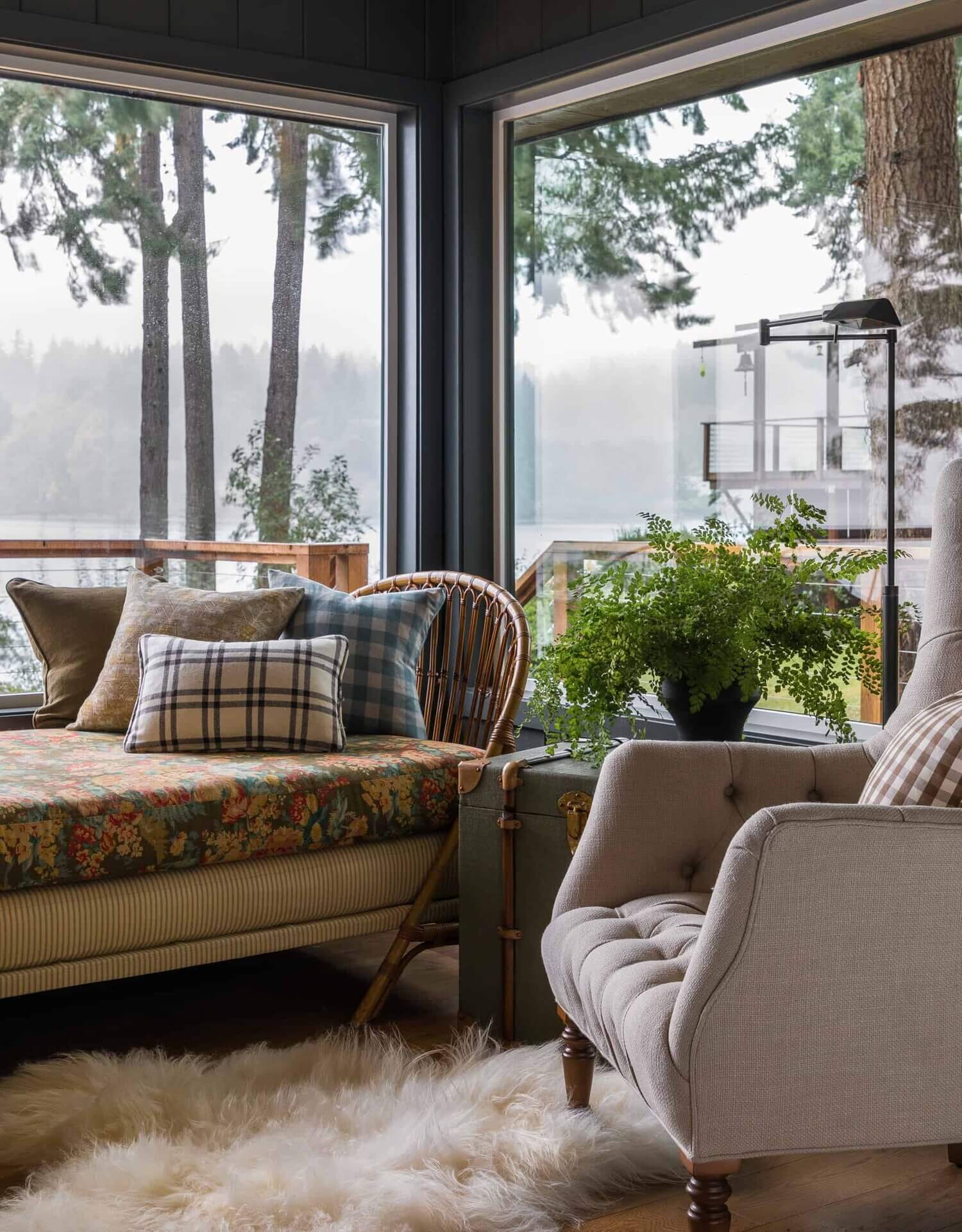 A Moody Cabin and Snug Designed by Heidi Caillier 10 moody cabin snug nordroom9 A Moody Cabin and Snug Designed by Heidi Caillier