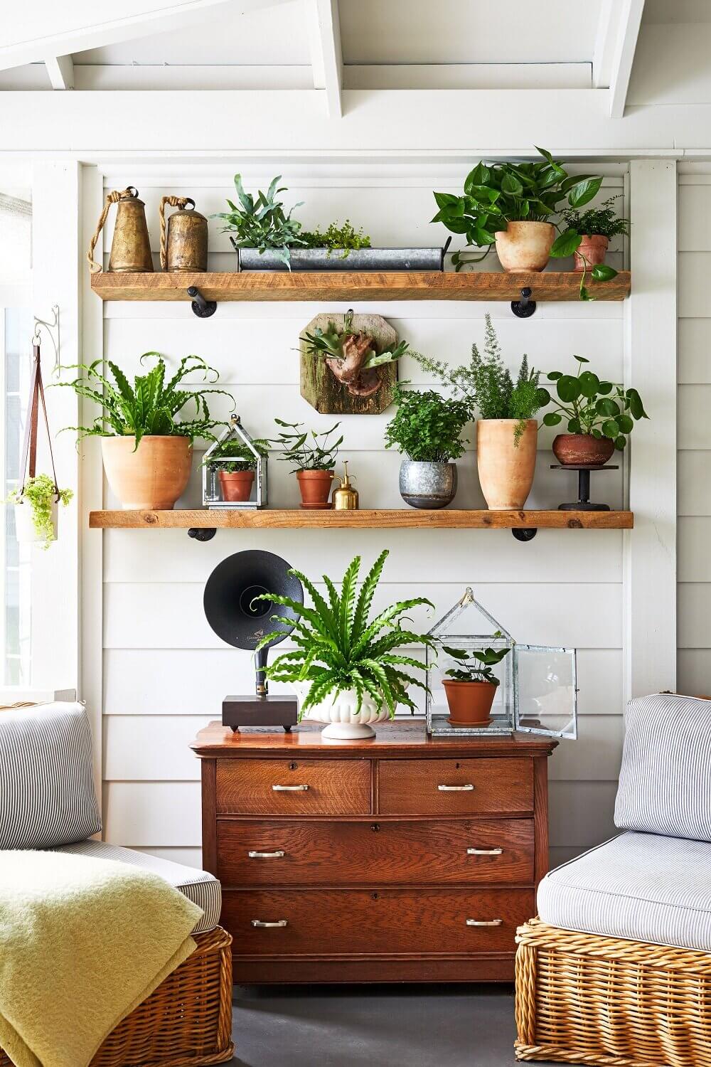 A 1924 Colonial Revival Filled With Charm and Thrift-Store Finds 11 A1924ColonialRevivalFilledWithCharmandThrift StoreFinds TheNordroom10 A 1924 Colonial Revival Filled With Charm and Thrift-Store Finds
