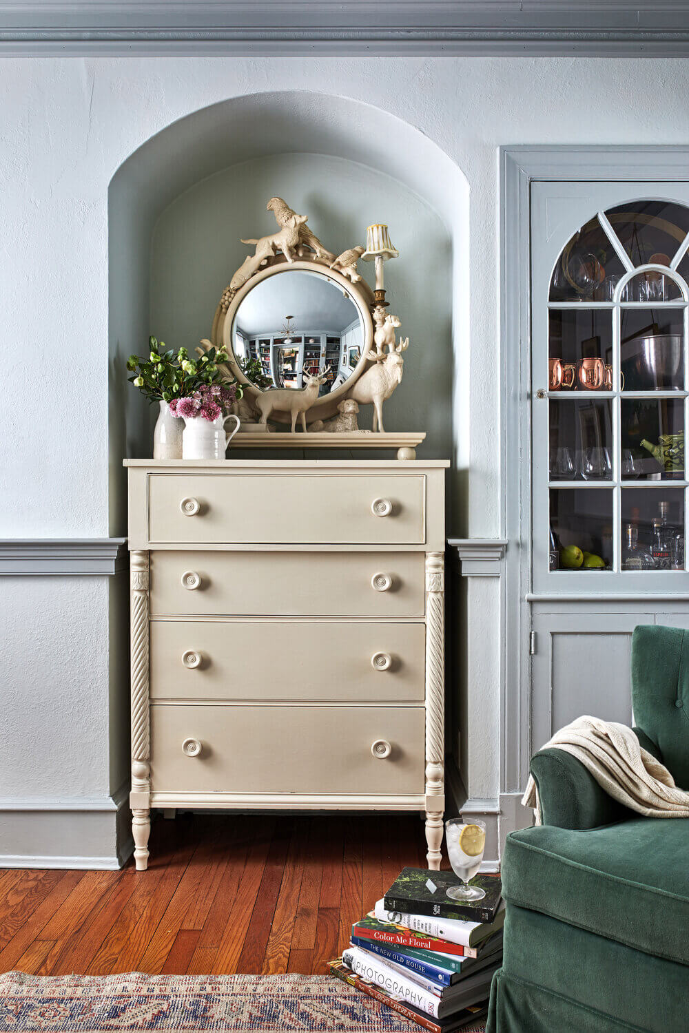 A 1924 Colonial Revival Filled With Charm and Thrift-Store Finds 7 A1924ColonialRevivalFilledWithCharmandThrift StoreFinds TheNordroom6 A 1924 Colonial Revival Filled With Charm and Thrift-Store Finds