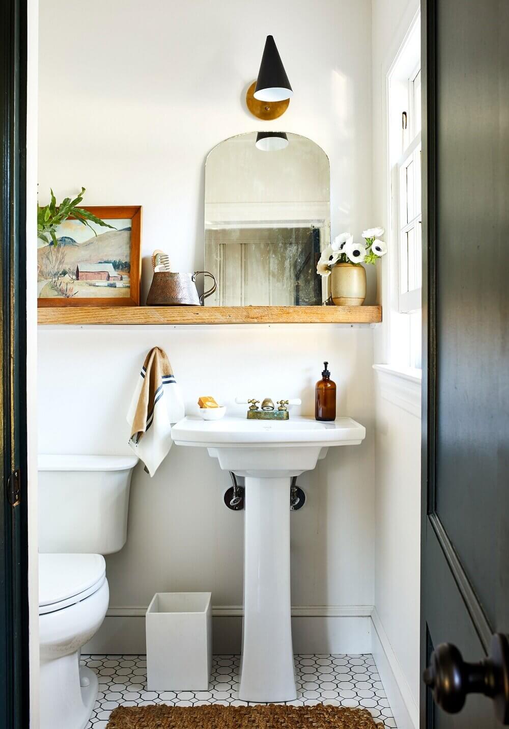 A 1924 Colonial Revival Filled With Charm and Thrift-Store Finds 10 A1924ColonialRevivalFilledWithCharmandThrift StoreFinds TheNordroom9 A 1924 Colonial Revival Filled With Charm and Thrift-Store Finds