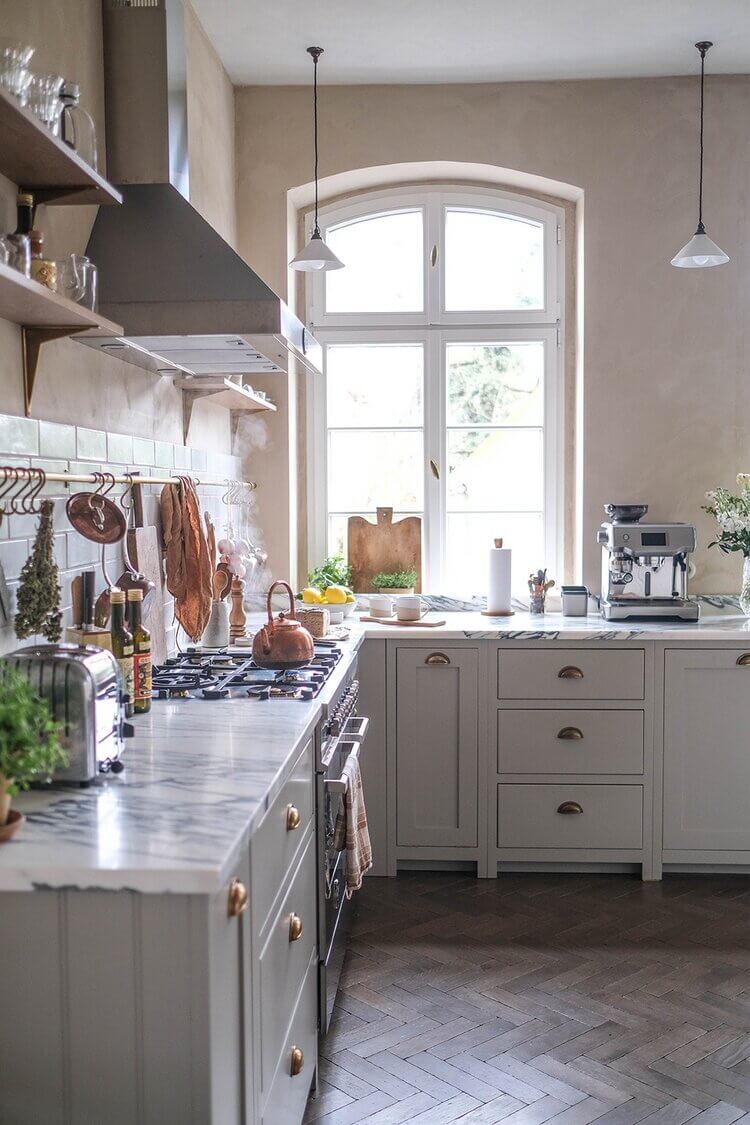 A Beautiful deVOL Kitchen in a Renovated German Schoolhouse 6 ABeautifuldeVOLKitcheninaRenovatedGermanSchoolhouse TheNordroom6grid A Beautiful deVOL Kitchen in a Renovated German Schoolhouse