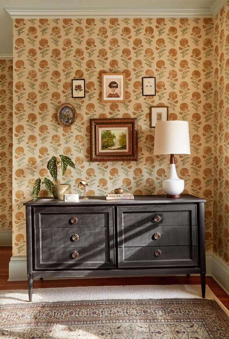 A Character-Filled Victorian Colonial Revival On The Hudson River 19 ACharacter FilledVictorianColonialRevivalOnTheHudsonRiver TheNordroom14grid A Character-Filled Victorian Colonial Revival On The Hudson River