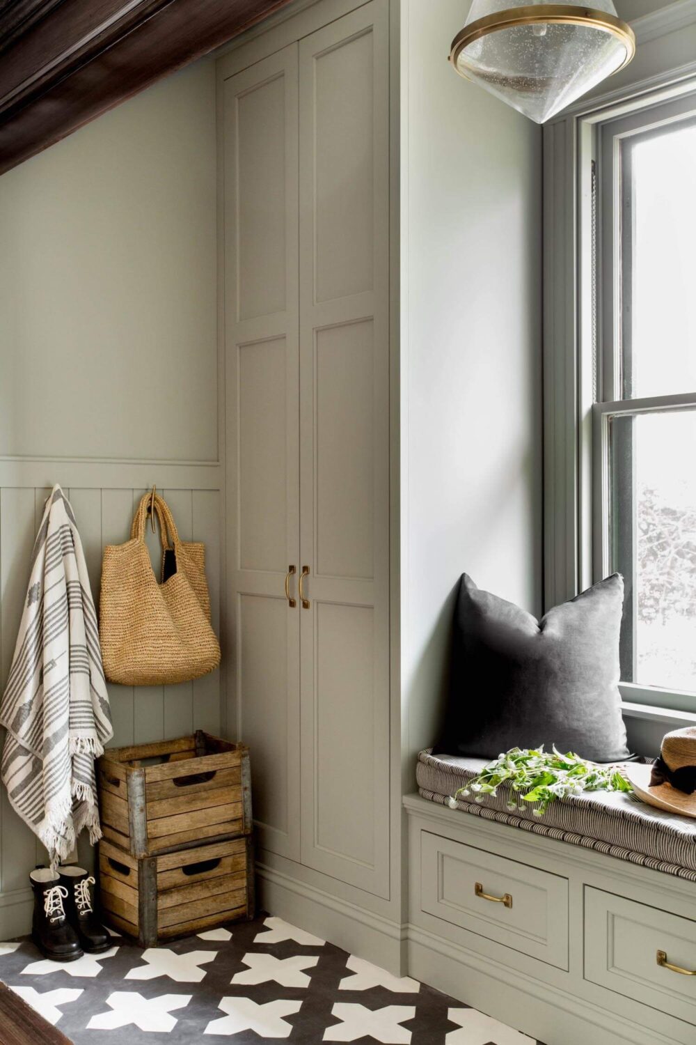 A Character-Filled Victorian Colonial Revival On The Hudson River 6 ACharacter FilledVictorianColonialRevivalOnTheHudsonRiver TheNordroom5 A Character-Filled Victorian Colonial Revival On The Hudson River