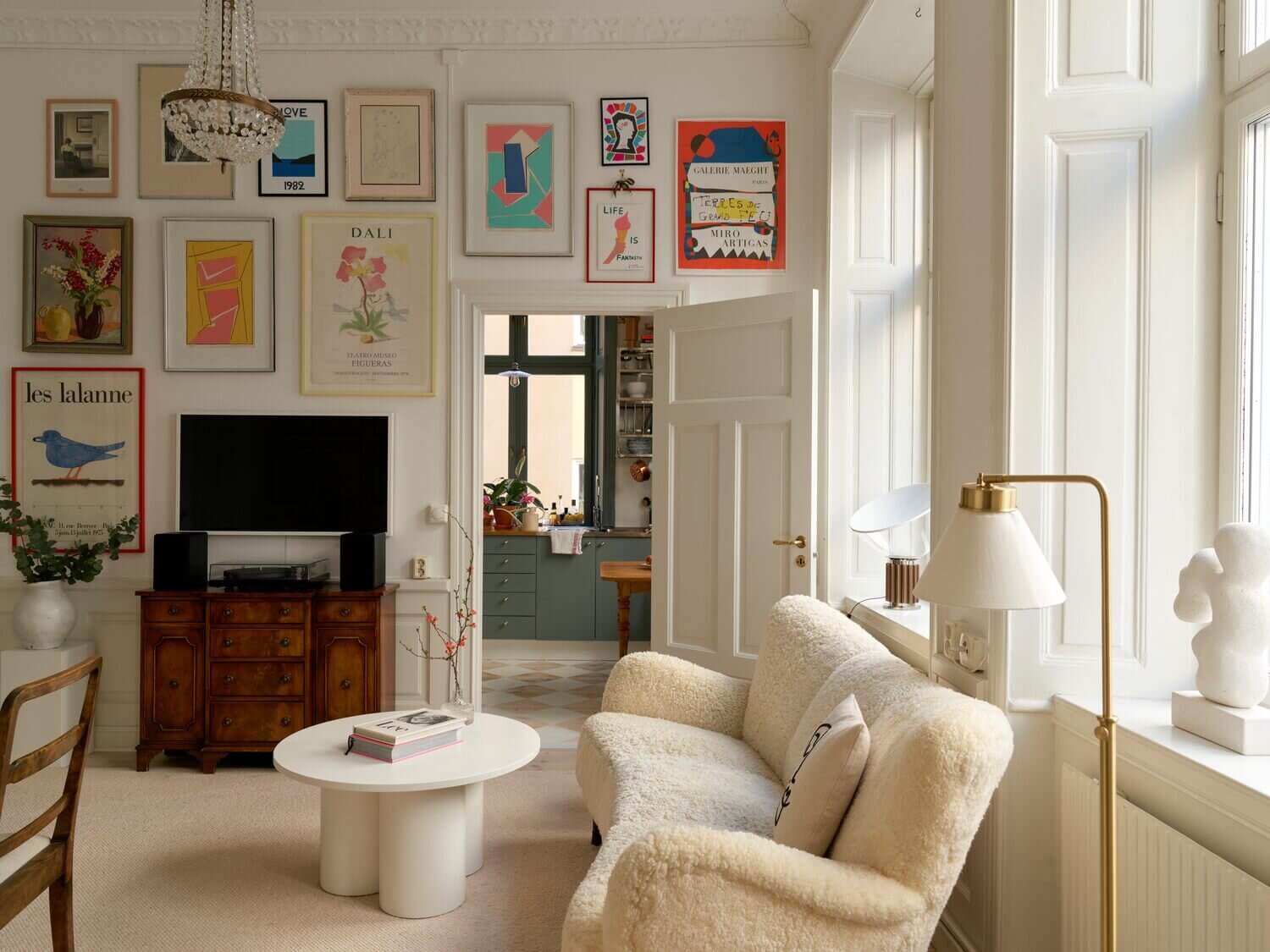 A Combination of Styles In A Historic Stockholm Apartment 1 ACombinationofStylesInAHistoricStockholmApartment TheNordroom A Combination of Styles In A Historic Stockholm Apartment