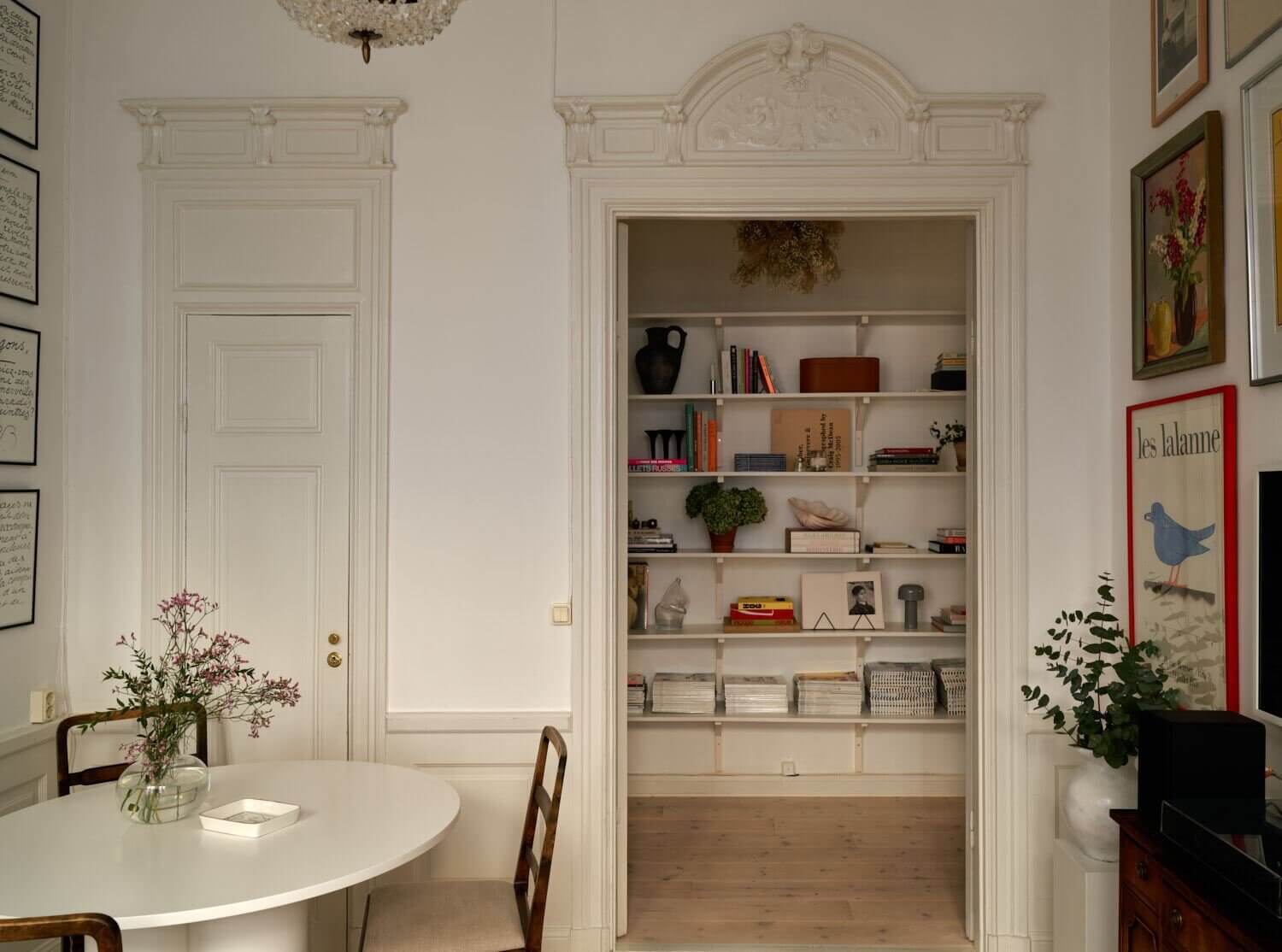 A Combination of Styles In A Historic Stockholm Apartment 6 ACombinationofStylesInAHistoricStockholmApartment TheNordroom5 A Combination of Styles In A Historic Stockholm Apartment