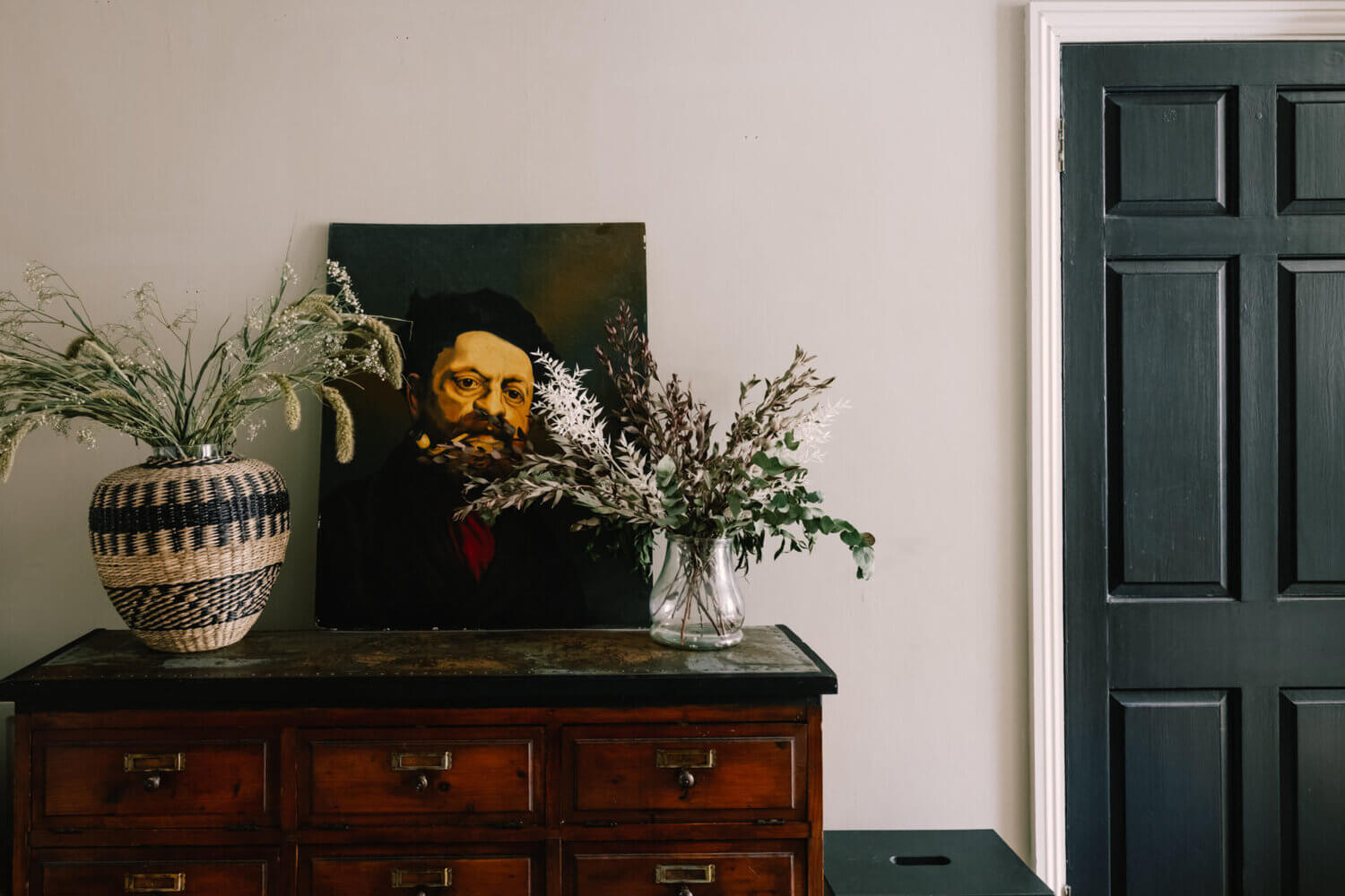 A Peaceful 19th-Century London Home Where Past and Present Meet 6 APeacefulLondonHomeFilledWithHistory TheNordroom6 A Peaceful 19th-Century London Home Where Past and Present Meet