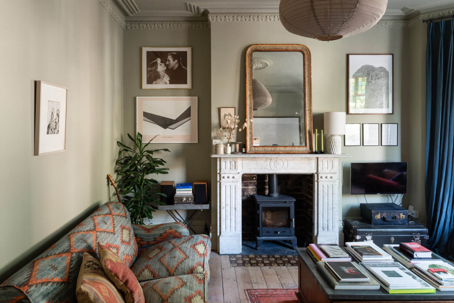 A Victorian Townhouse in London With A Pink Music Room 2 AVictorianHouseinLondonwithaPinkMusicRoom TheNordroom1 A Victorian Townhouse in London With A Pink Music Room