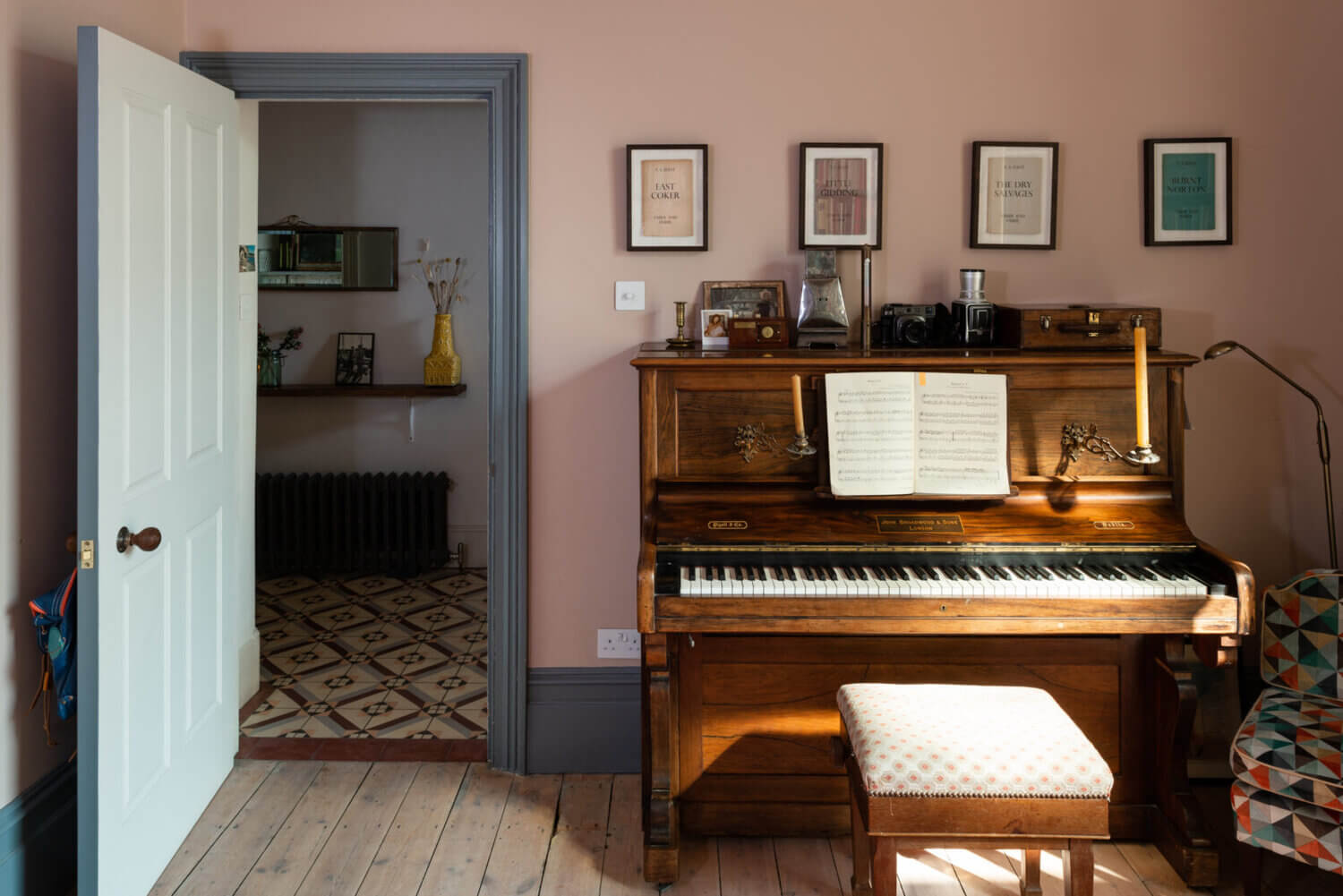 A Victorian Townhouse in London With A Pink Music Room 5 AVictorianHouseinLondonwithaPinkMusicRoom TheNordroom4 A Victorian Townhouse in London With A Pink Music Room