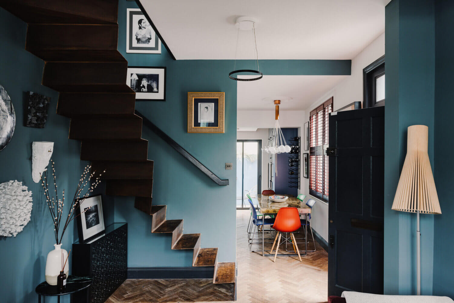 An Eclectic Narrow Blue House in London 15 AnEclecticBlueHouseinLondon TheNordroom14 An Eclectic Narrow Blue House in London