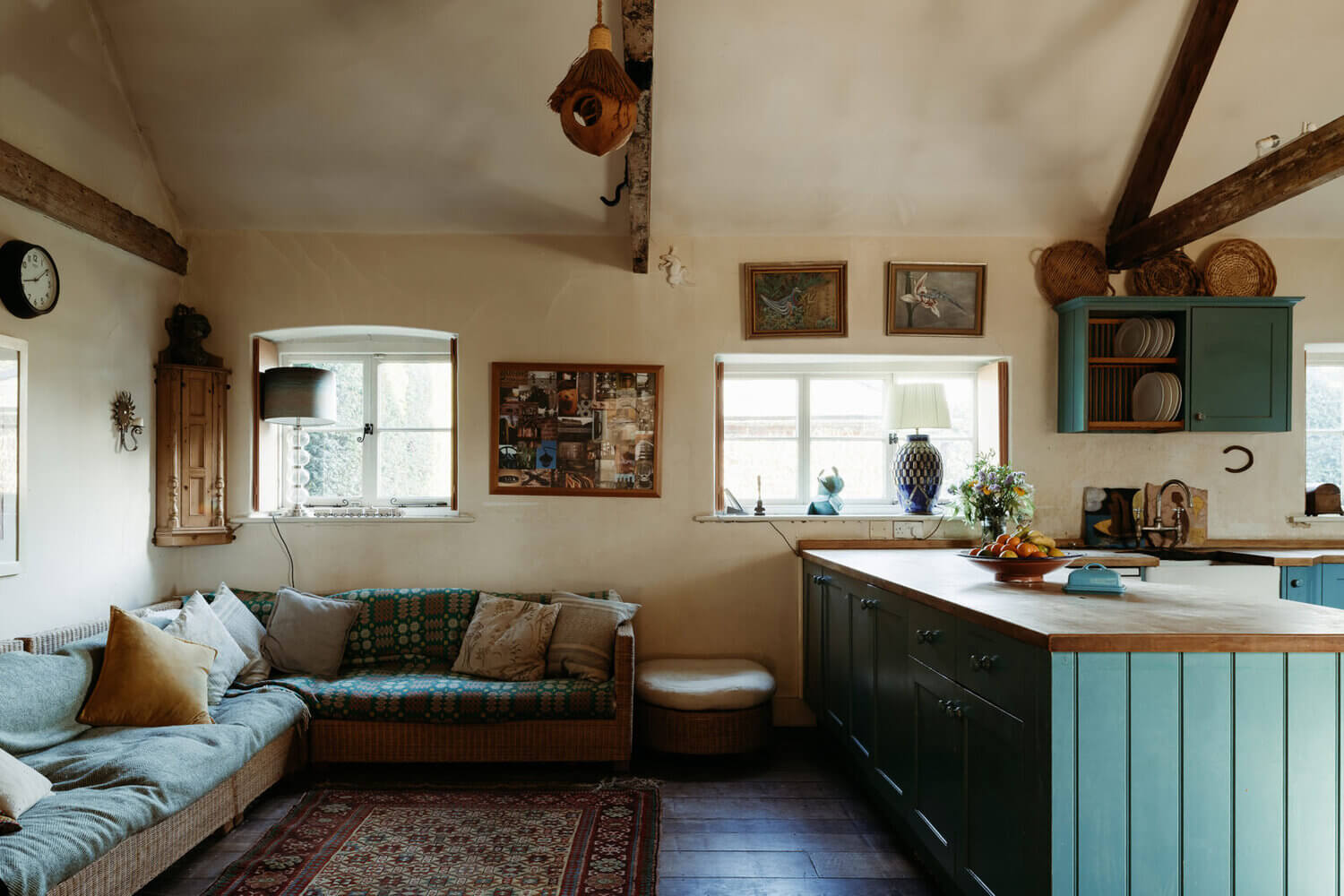 Hunston Manor House: A Renovated 17th-Century Property in West Sussex 10 HunstonManorHouseARenovated17th CenturyPropertyinWestSussex TheNordroom7 Hunston Manor House: A Renovated 17th-Century Property in West Sussex