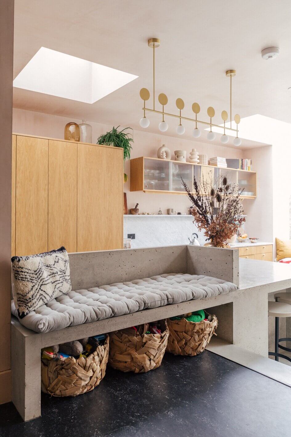 A Victorian Terrace House With Modern Kitchen Extension And Color Touches 12 pink-victorian-terrace-house-modern-extension-nordroom