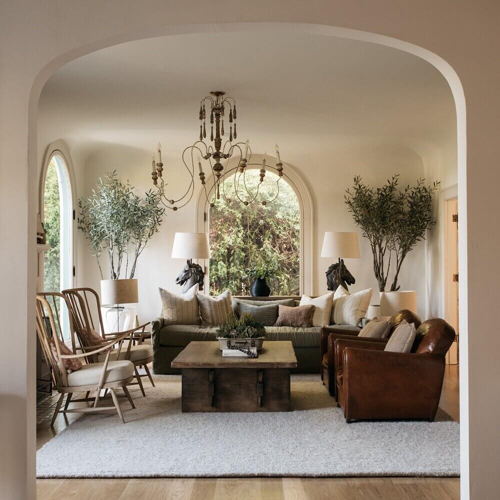 Dutch Boy Color of the Year 2024: Ironside 29 1920s-spanish-style-los-feliz-home-nordroom