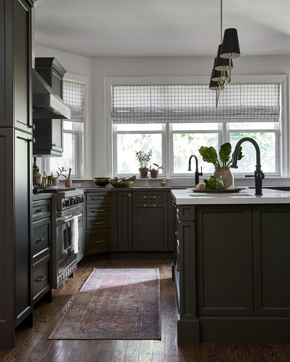 A Moody English-Style Home in Toronto 6 AMoodyEnglish StyleHomeinToronto TheNordroom6 A Moody English-Style Home in Toronto