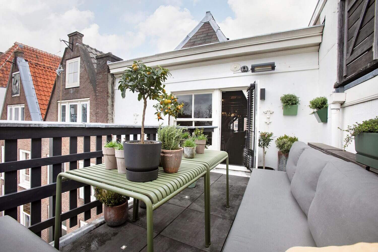 A Moody and Luxurious Attic Apartment in Amsterdam 14 AMoodyandLuxuriousAtticApartmentinAmsterdam TheNordroom13 A Moody and Luxurious Attic Apartment in Amsterdam
