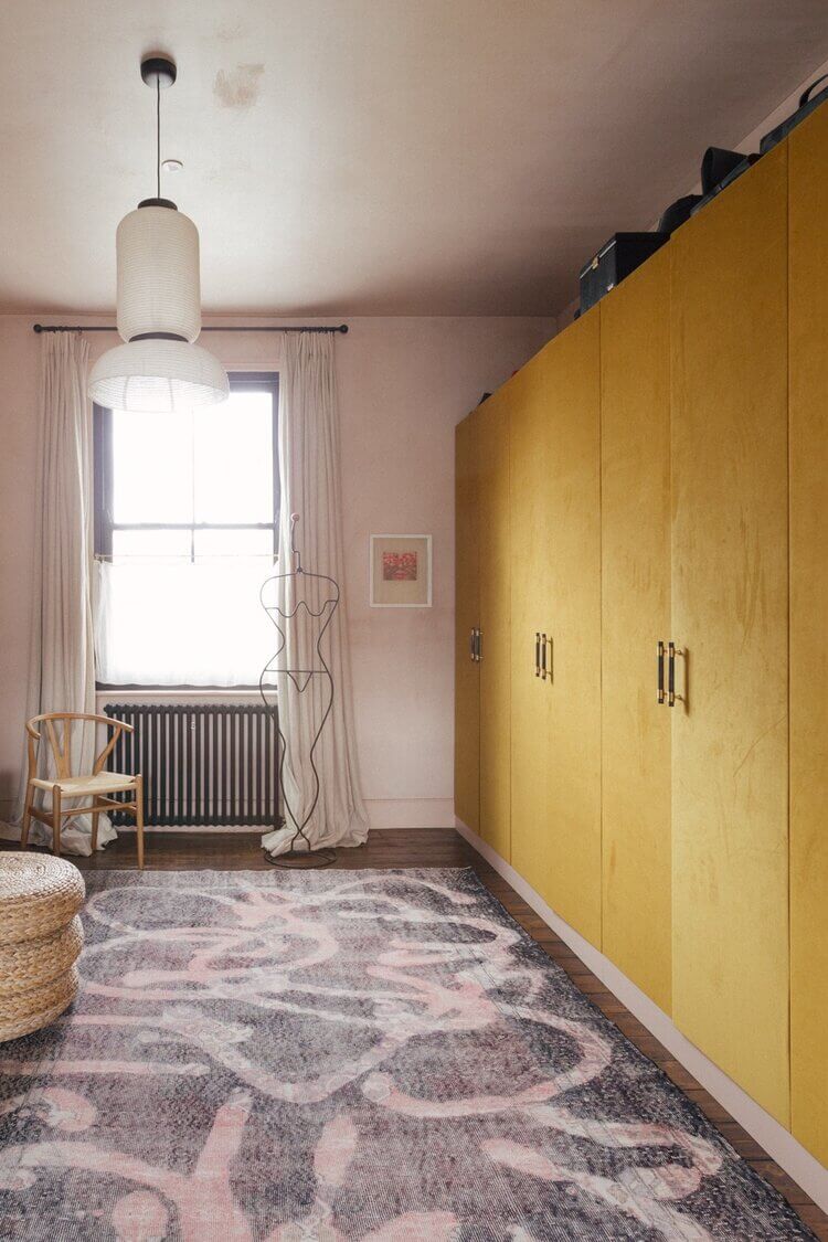 A Victorian Terrace House With Modern Kitchen Extension And Color Touches 27 pink-victorian-terrace-house-modern-extension-nordroom