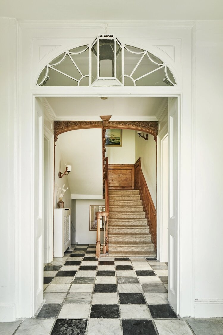 An Elegant 18th-Century House With Its Own Ballroom 16 AnElegant18th CenturyHouseWithABallroom TheNordroom14grid An Elegant 18th-Century House With Its Own Ballroom