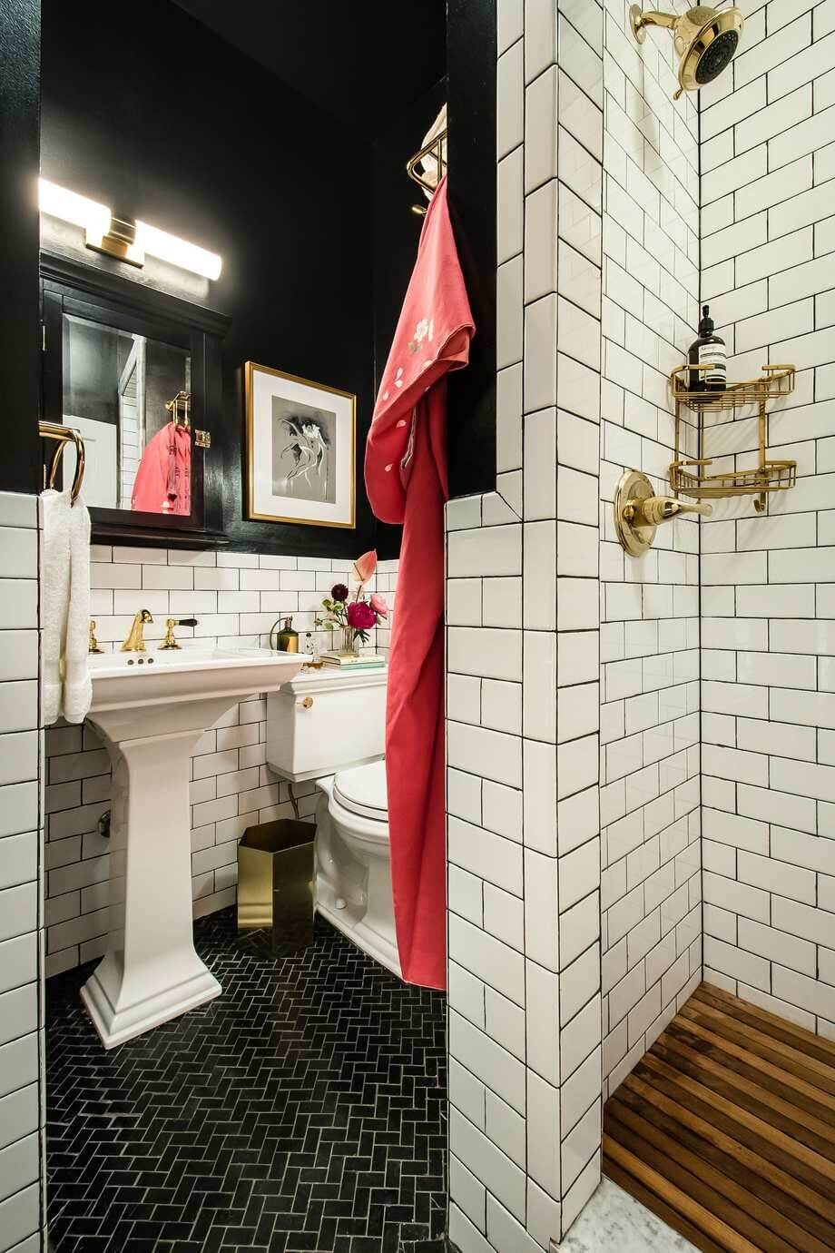 Paint it Black: Black Interior and Exterior Design Ideas 24 Blackbathroomwithwhitesubwaytiles TheNordroom Paint it Black: Black Interior and Exterior Design Ideas