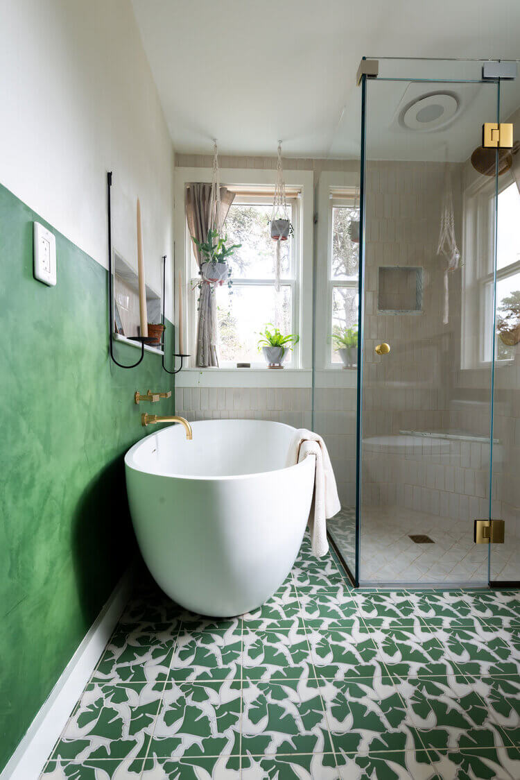 Sunday Favourites #3 16 Greenandwhitebathroomwithfreestandingbath TheNordroom Sunday Favourites #3
