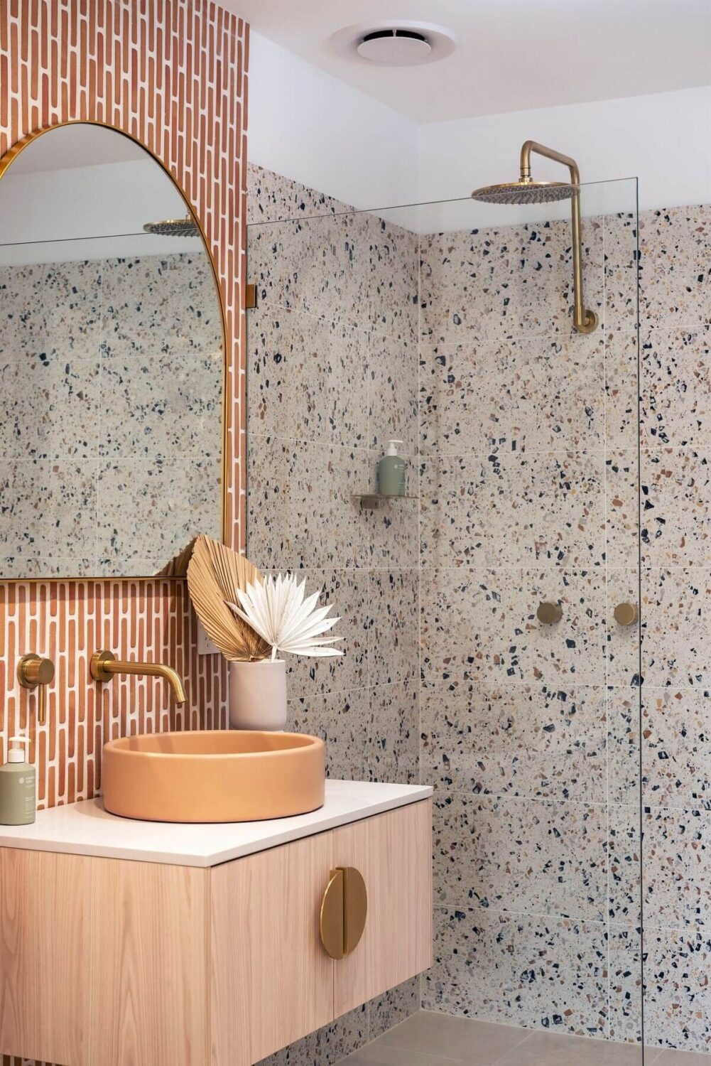 Sunday Favourites #3 6 Smallbathroomwithpinkterrazzotiles TheNordroom4 Sunday Favourites #3