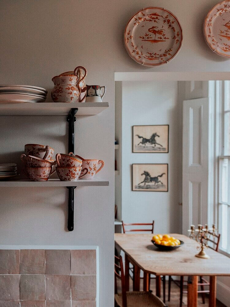 The Small London Apartment Of An Antiques Dealer 5 TheSmallLondonApartmentOfAnAntiquesDealer TheNordroom7 The Small London Apartment Of An Antiques Dealer