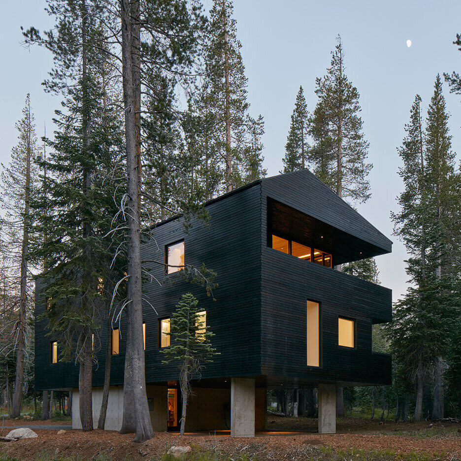 Paint it Black: Black Interior and Exterior Design Ideas 48 Paint it Black: Black Interior and Exterior Design Ideas