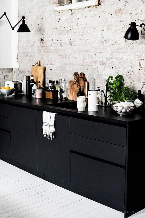 Paint it Black: Black Interior and Exterior Design Ideas 33 tumblr o3vnqo4wM11r6kaa9o1 640 Paint it Black: Black Interior and Exterior Design Ideas