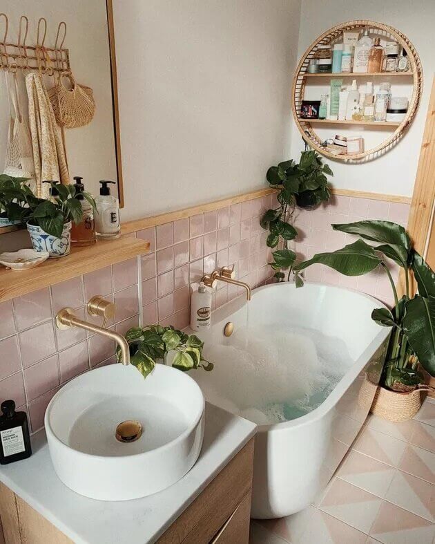 83 Small Bathroom Ideas & How To Make It Look Bigger 77 small-bathroom-design-ideas-nordroom