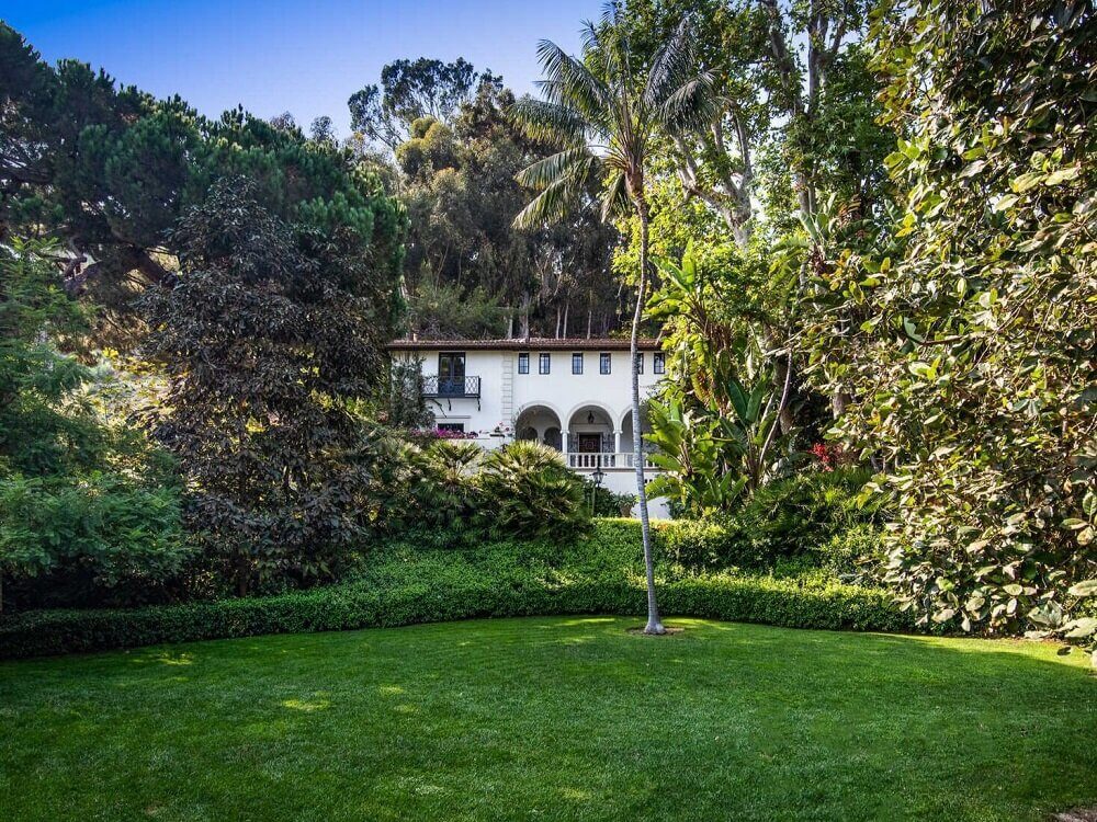A 1930s Mediterranean-Style Estate in Santa Monica 21 A1930sMediterranean StyleEstateinSantaMonica TheNordroom17 A 1930s Mediterranean-Style Estate in Santa Monica