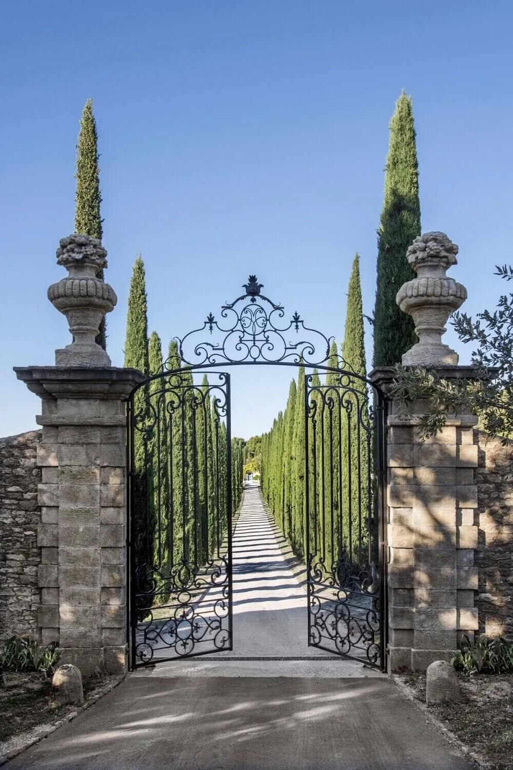For Sale: A Beautiful 16th-Century Bastide in the Provence 2 16th-century-bastide-provence-nordroom