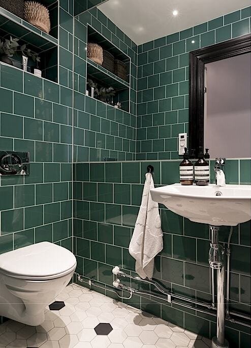 83 Small Bathroom Ideas & How To Make It Look Bigger 66 small-bathroom-design-ideas-nordroom