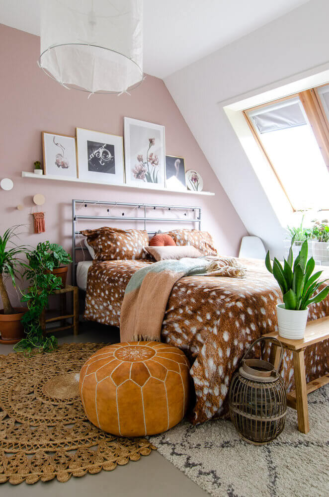 How To Style A Pink Bedroom (For Adults) 31 bedroom-pink-wall-nordroom