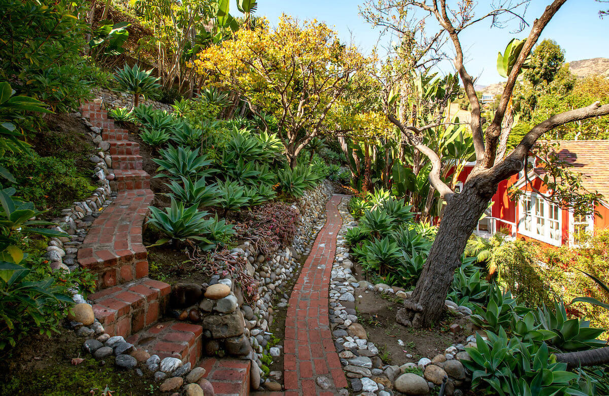 A Fairytale Red Barn Conversion in Malibu 16 bill simmons red barn conversion malibu 14 A Fairytale Red Barn Conversion in Malibu