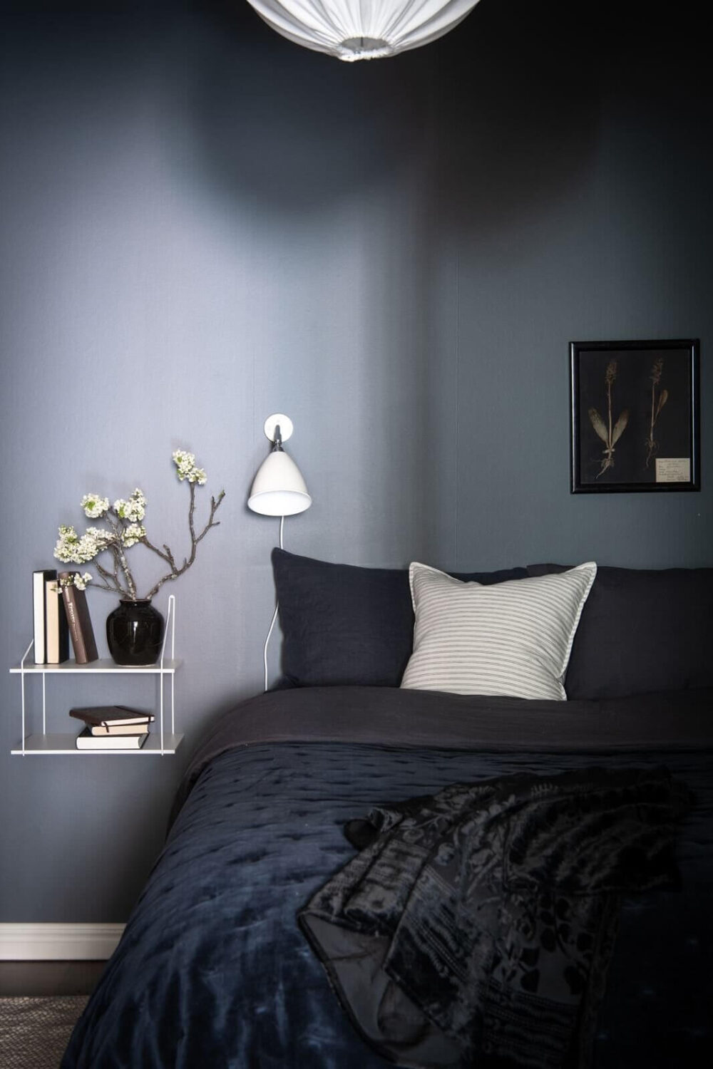 Small Bedroom Decorating Ideas That You'll Love 31 small-bedroom-decorating-ideas-nordroom