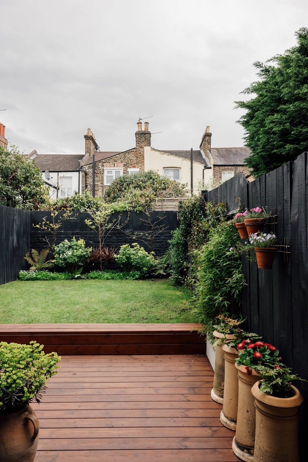 A Colorful Family Home in London 18 garden-colorful-family-home-london-nordroom