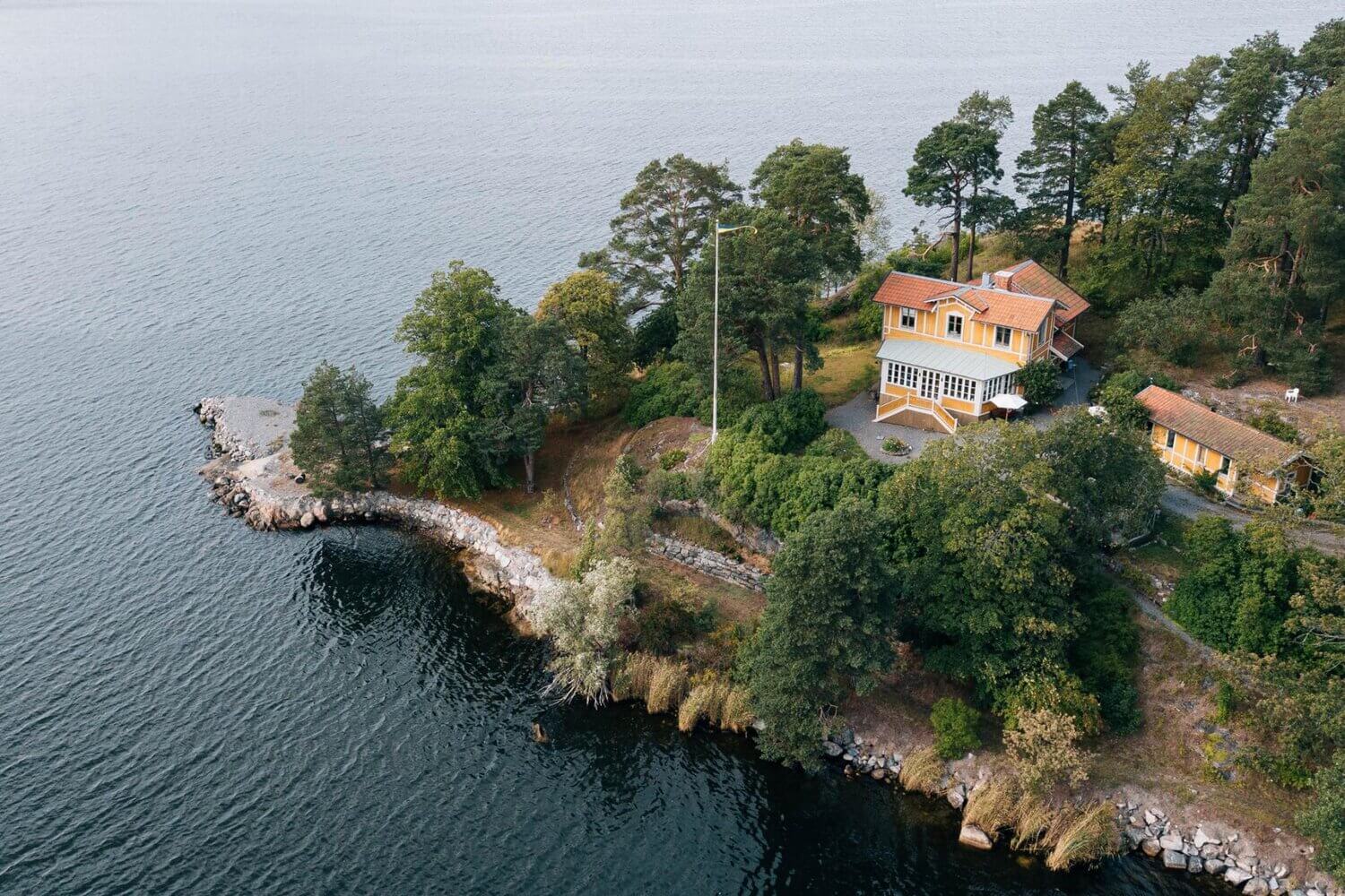 Sunday Favourites #8 8 house-in-sweden