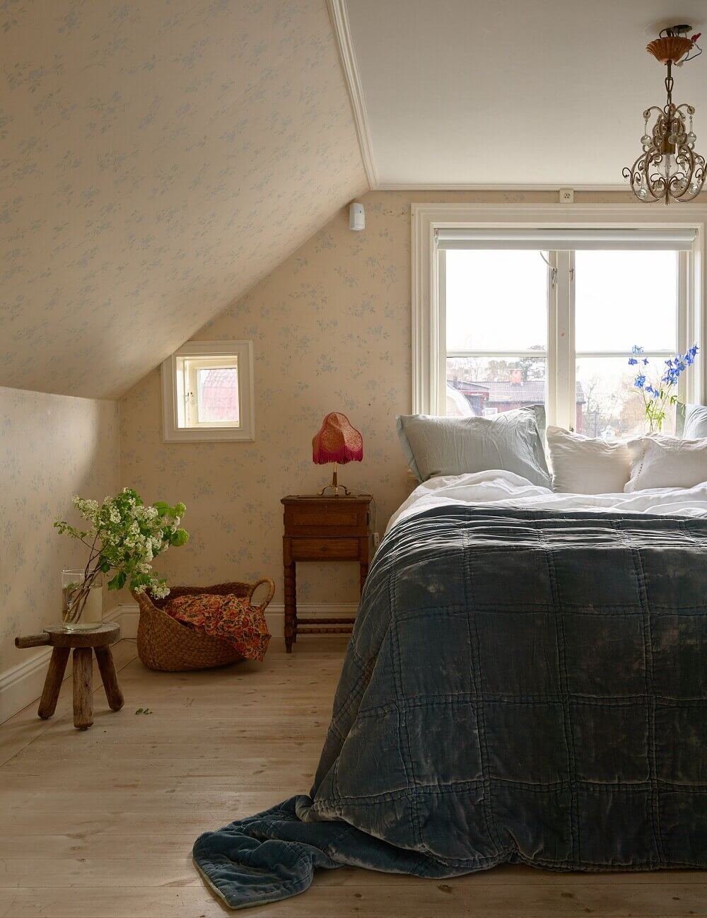 An Idyllic Swedish House With Tower Room 19 idyllic-swedish-house-tower-room-nordroom